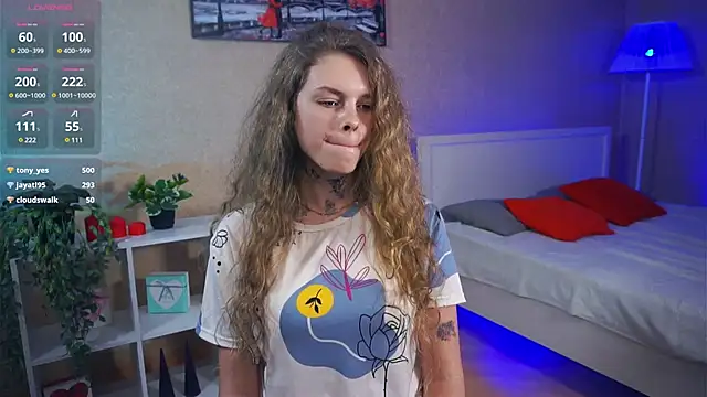 Snapshot of RayaNenlia chatting on 02.17.25 RayaNenlia online show from 02.17.25