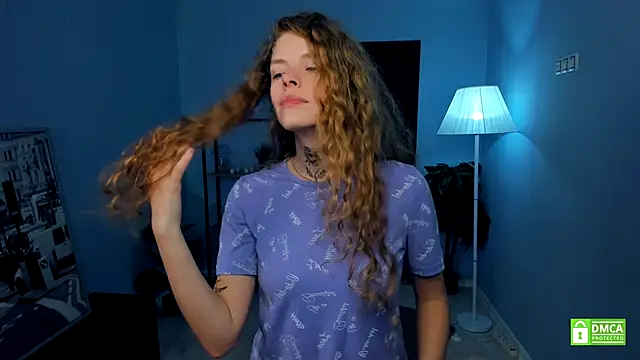 Snapshot of RayaNenlia chatting on 11.23.25 RayaNenlia online show from 11.23.25