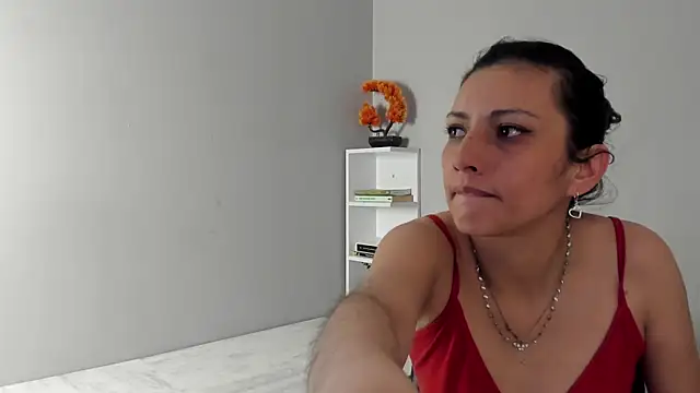 Snapshot of bulma_bambina_ chatting on 11.12.25 bulma bambina online show from 11.12.25