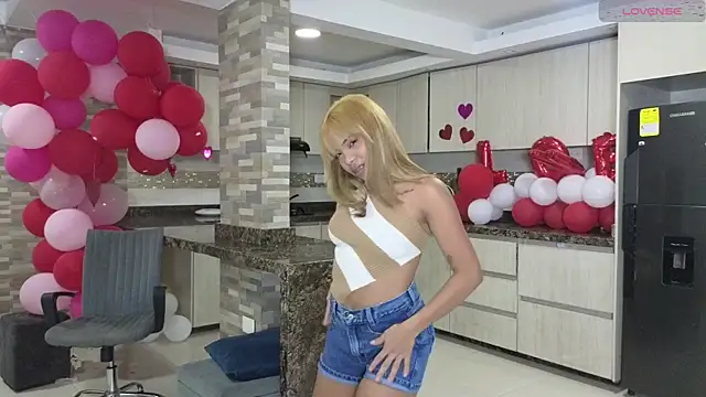 xalicesfantasyx online show from 02.18.25