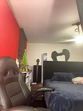 Snapshot of charlotedoll chatting on 12.14.25 charlotedoll online show from 12.14.25