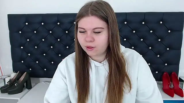 Snapshot of AbbyPleasure chatting on 02.24.25 AbbyPleasure online show from 02.24.25