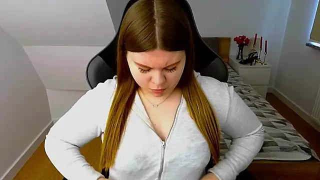 Snapshot of AbbyPleasure chatting on 02.25.26 AbbyPleasure online show from 02.25.26