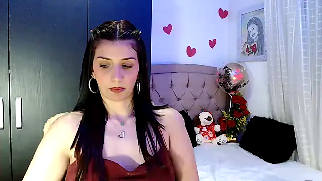 Snapshot of ZajiraShane chatting on 02.11.25 ZajiraShane online show from 02.11.25