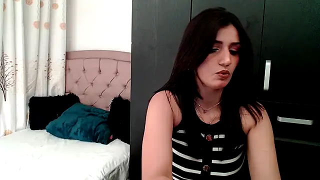 Snapshot of ZajiraShane chatting on 03.15.25 ZajiraShane online show from 03.15.25