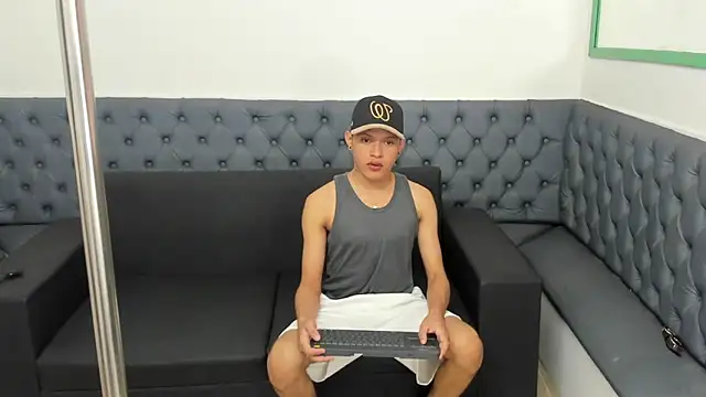 liam genner  online show from 03.16.25