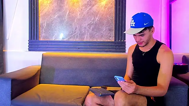 liam genner  online show from 11.17.25