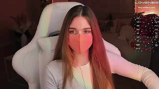 Snapshot of Frau_Lina chatting on 12.05.24 Frau Lina online show from 12.05.24