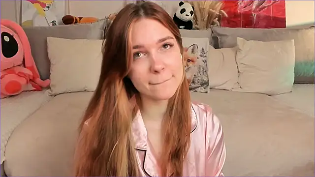 Snapshot of Frau_Lina chatting on 11.08.25 Frau Lina online show from 11.08.25