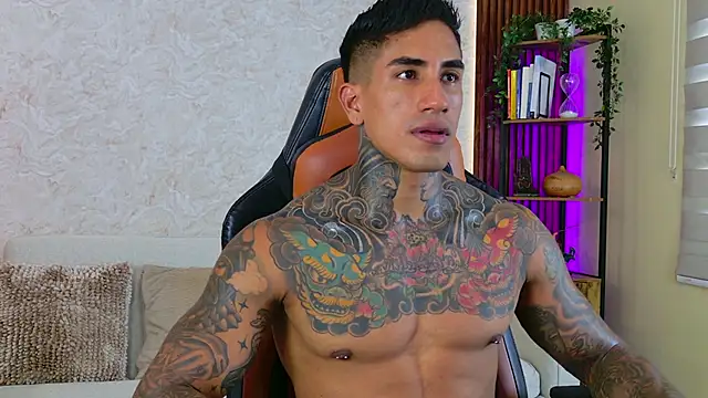 AdanReilly online show from 09.26.25