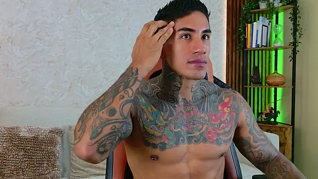 AdanReilly online show from 11.14.25