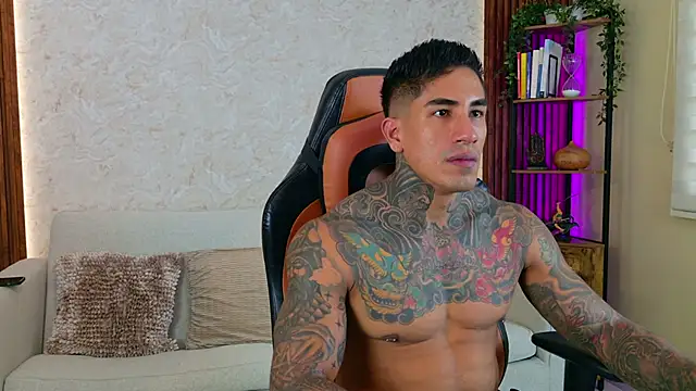 AdanReilly online show from 11.28.25