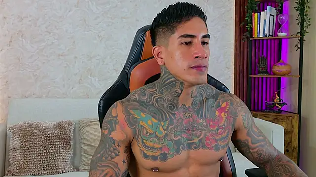 AdanReilly online show from 12.01.25