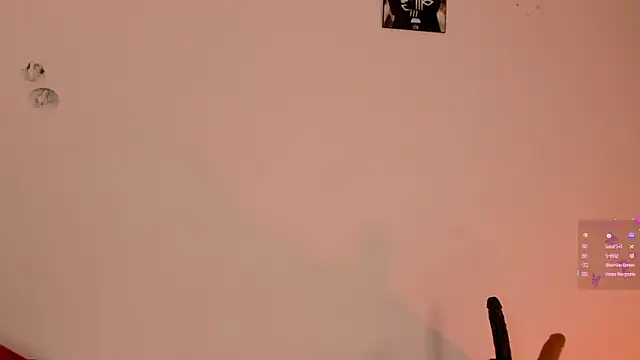 Snapshot of Maggie_1 chatting on 11.01.25 Maggie 1 online show from 11.01.25