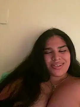 Snapshot of Badkittykim chatting on 12.07.24 Badkittykim online show from 12.07.24