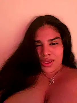 Snapshot of Badkittykim chatting on 12.08.24 Badkittykim online show from 12.08.24