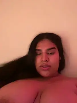 Snapshot of Badkittykim chatting on 12.22.24 Badkittykim online show from 12.22.24