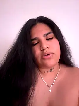 Snapshot of Badkittykim chatting on 10.04.25 Badkittykim online show from 10.04.25