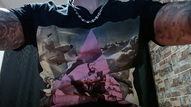 Snapshot of babyrecord1 chatting on 01.06.25 babyrecord1 online show from 01.06.25