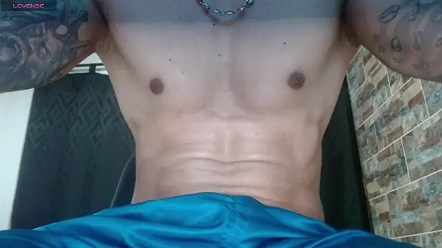 Snapshot of babyrecord1 chatting on 12.18.25 babyrecord1 online show from 12.18.25