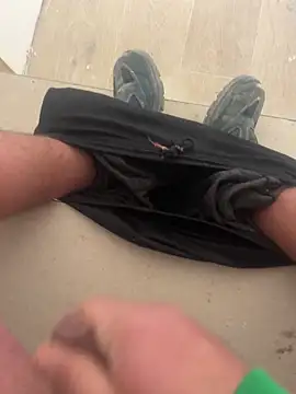 Angeloggaa online show from 02.20.25