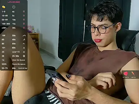 Snapshot of Jacotnk chatting on 12.21.25 Jacotnk online show from 12.21.25