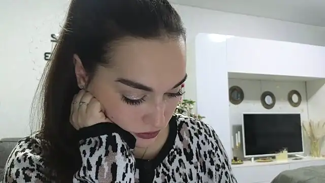 me lissa sun13 online show from 12.29.24