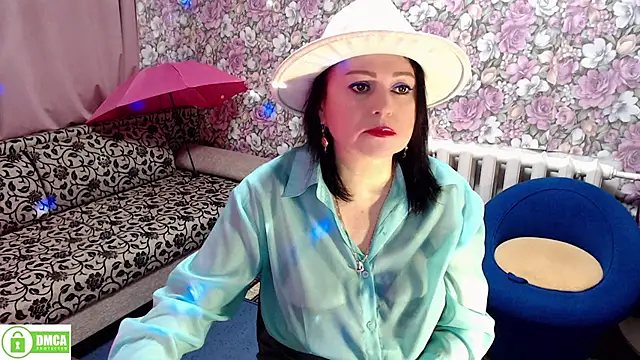 Julia-ru online show from 12.22.24