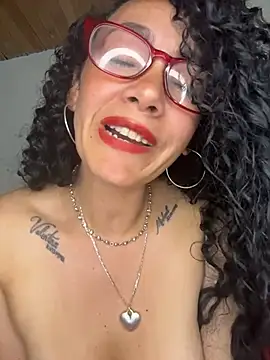 Snapshot of JULYSEX1 chatting on 05.11.26 JULYSEX1 online show from 05.11.26