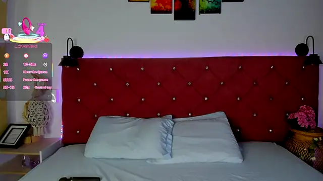 Snapshot of Abril_Gomez06 chatting on 12.19.25 Abril Gomez06 online show from 12.19.25