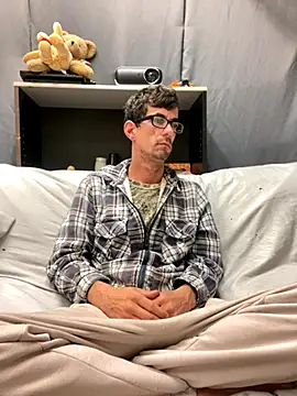 joeiandola online show from 10.30.25