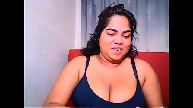 Snapshot of Indian_Lola00 chatting on 10.29.25 Indian Lola00 online show from 10.29.25