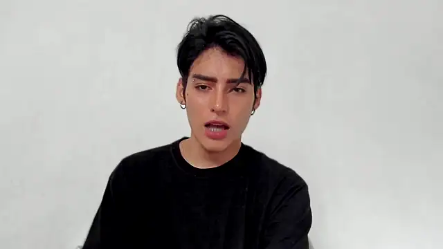 sebas rose online show from 12.04.24