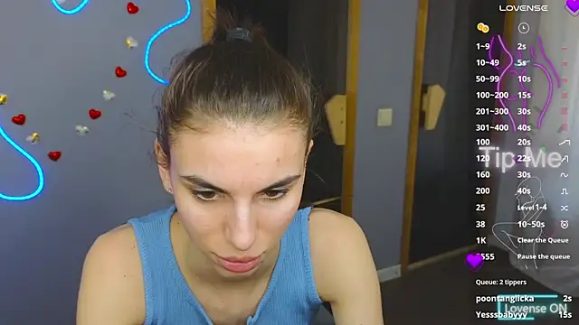 EmmyGreans online show from 03.12.25