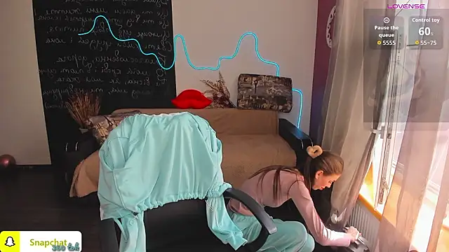 EmmyGreans online show from 03.02.26