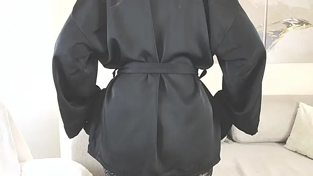 ElleCherry online show from 02.17.26