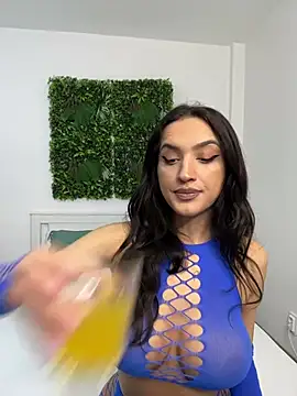 AylinRoss online show from 01.15.25