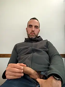 Snapshot of leon3875 chatting on 09.12.25 leon3875 online show from 09.12.25