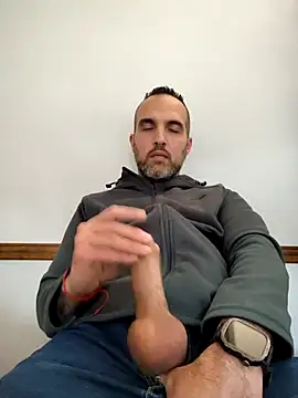 leon3875 online show from 11.21.25