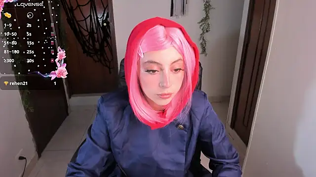 Violetaarey online show from 10.17.25