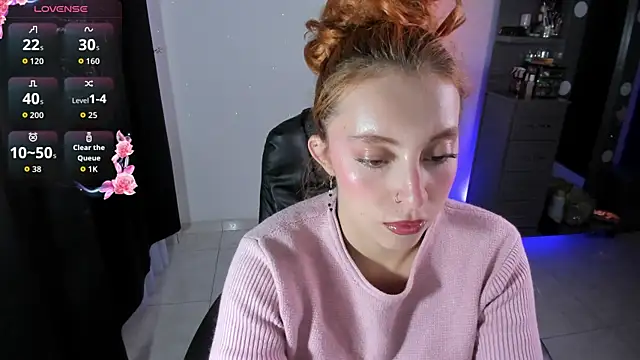 Violetaarey online show from 05.11.26