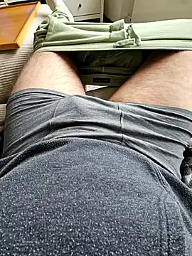 Snapshot of BigPassion89 chatting on 12.15.24 BigPassion89 online show from 12.15.24