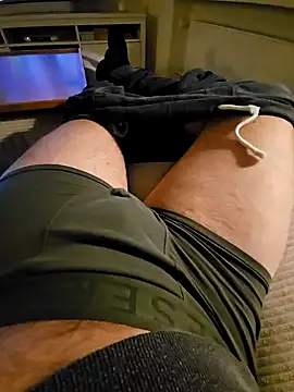 Snapshot of BigPassion89 chatting on 02.21.25 BigPassion89 online show from 02.21.25