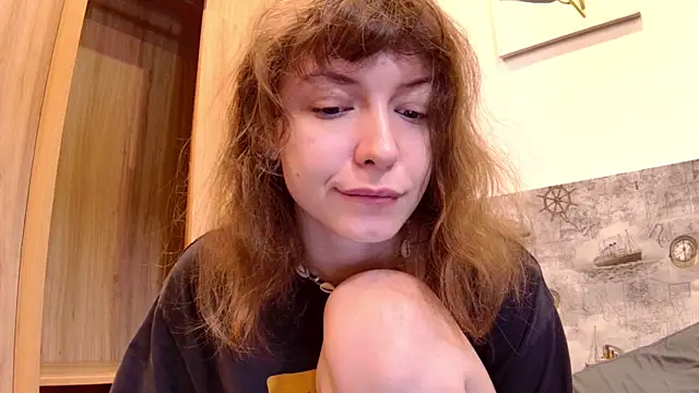 Snapshot of sun_place chatting on 11.10.25 sun place online show from 11.10.25