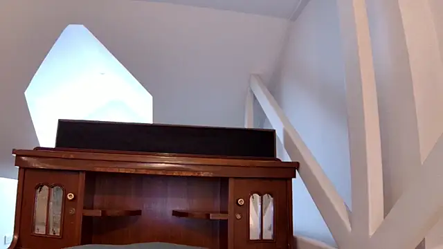 Snapshot of sun_place chatting on 12.03.25 sun place online show from 12.03.25