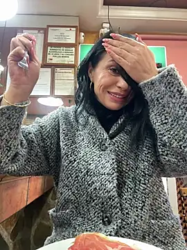 KimKelly13 online show from 01.19.26