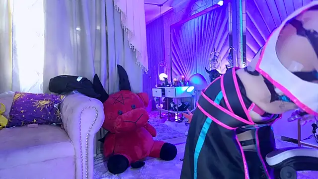 zephirahabney online show from 02.08.26