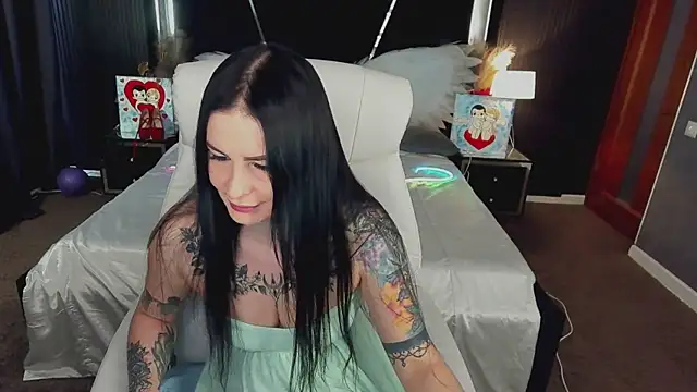 AmberDismond online show from 03.17.26