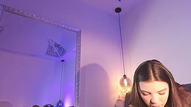 Isabella francoo online show from 02.26.26