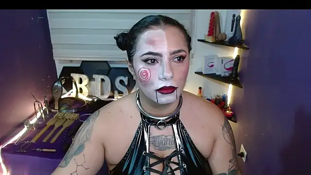 Alexa Slavehot777 online show from 10.29.25